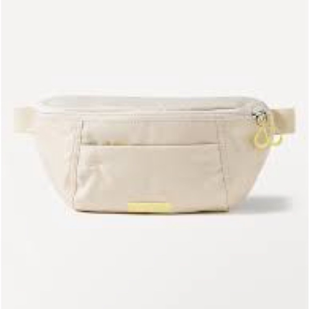 Athleta Crest Fannypack